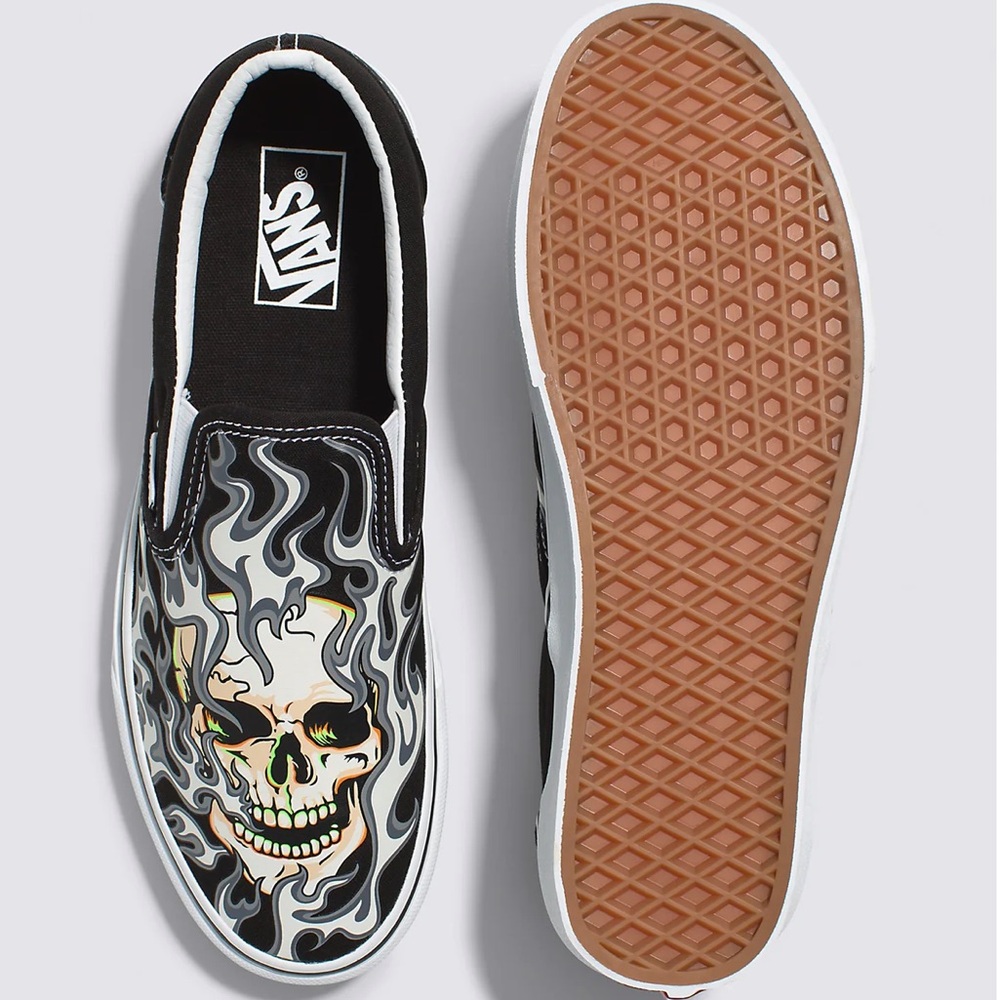 VANS Men’s Slip On Flame Skull Mens Black White Tattoo Art Sneakers - Picture 5 of 16